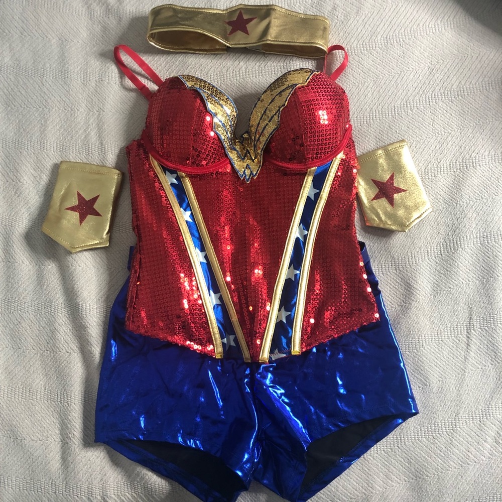 Wonder Woman Costume